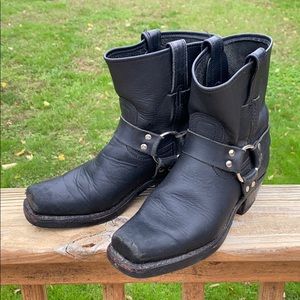 Frye motorcycle buckle boots